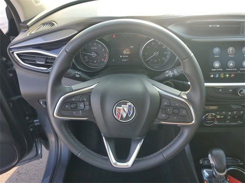 Used 2021 Buick Encore GX Select image 11