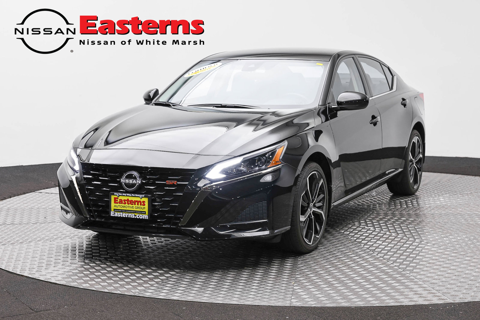 Used 2025 Nissan Altima 2.5 SR AWD/4WD image 1
