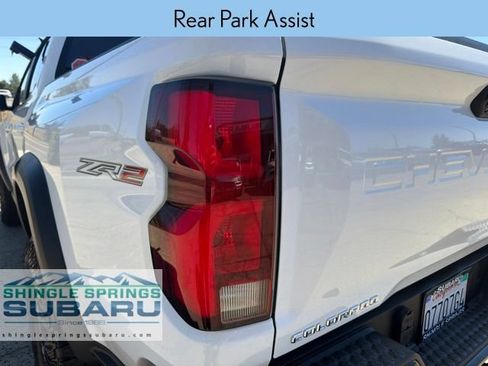 Used 2024 Chevrolet Colorado ZR2 w/ ZR2 Convenience Package III AWD/4WD image 17