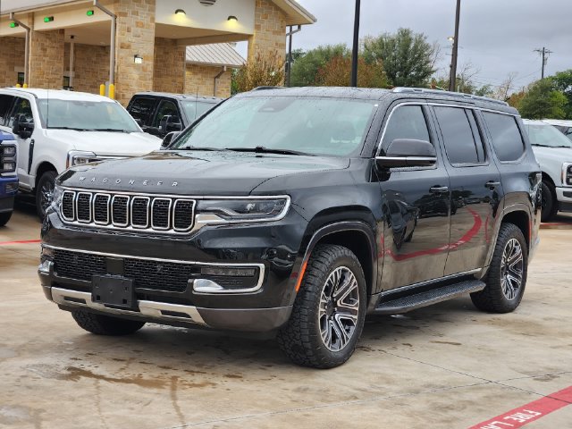 Used 2022 Jeep Wagoneer Series III w/ Flexible Seating Group AWD/4WD image 3
