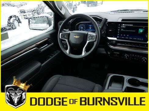 Used 2025 Chevrolet Silverado 1500 LT image 16
