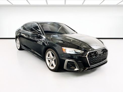 Used 2022 Audi A5 2.0T Premium image 3