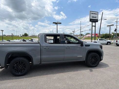 Used 2024 GMC Sierra 1500 Elevation AWD/4WD image 13
