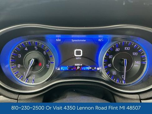 Used 2019 Chrysler 300 Touring w/ Quick Order Package 2EF RWD image 20