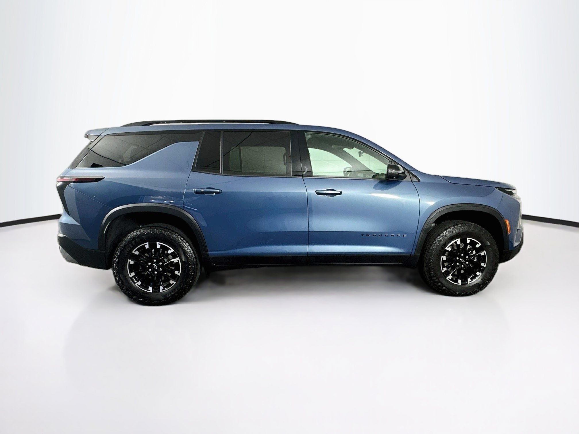 Used 2024 Chevrolet Traverse Z71 AWD/4WD image 10