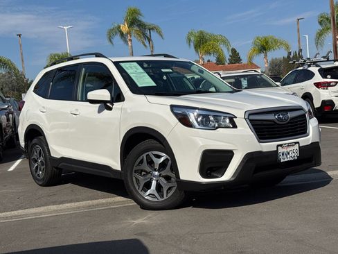 Used 2020 Subaru Forester Premium AWD/4WD image 2