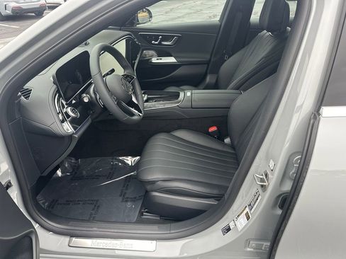 New 2026 Mercedes-Benz E 450 4MATIC Sedan image 9