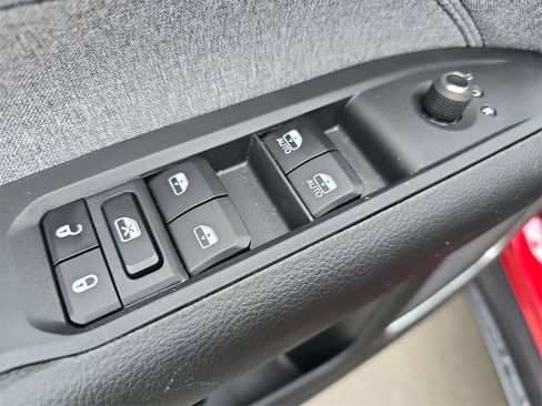 New 2026 Jeep Compass Latitude image 27