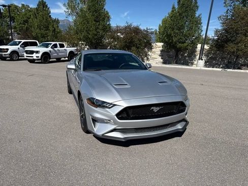 Used 2019 Ford Mustang GT w/ Equipment Group 301A RWD image 11