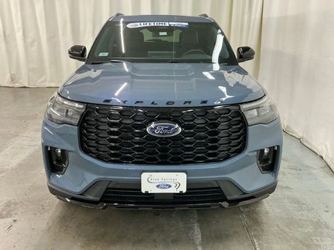 New 2026 Ford Explorer ST-Line w/ ST-Line Street Pack image 11