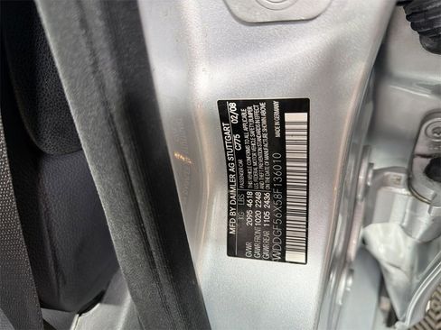 Used 2008 Mercedes-Benz C 350 Sport image 28