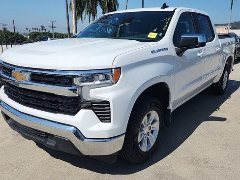 Certified 2025 Chevrolet Silverado 1500 LT RWD image 3