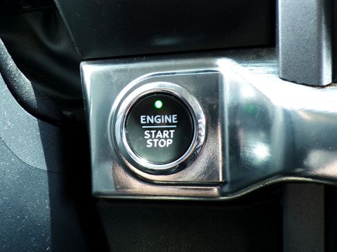 Used 2021 Ford F150 Lariat image 46