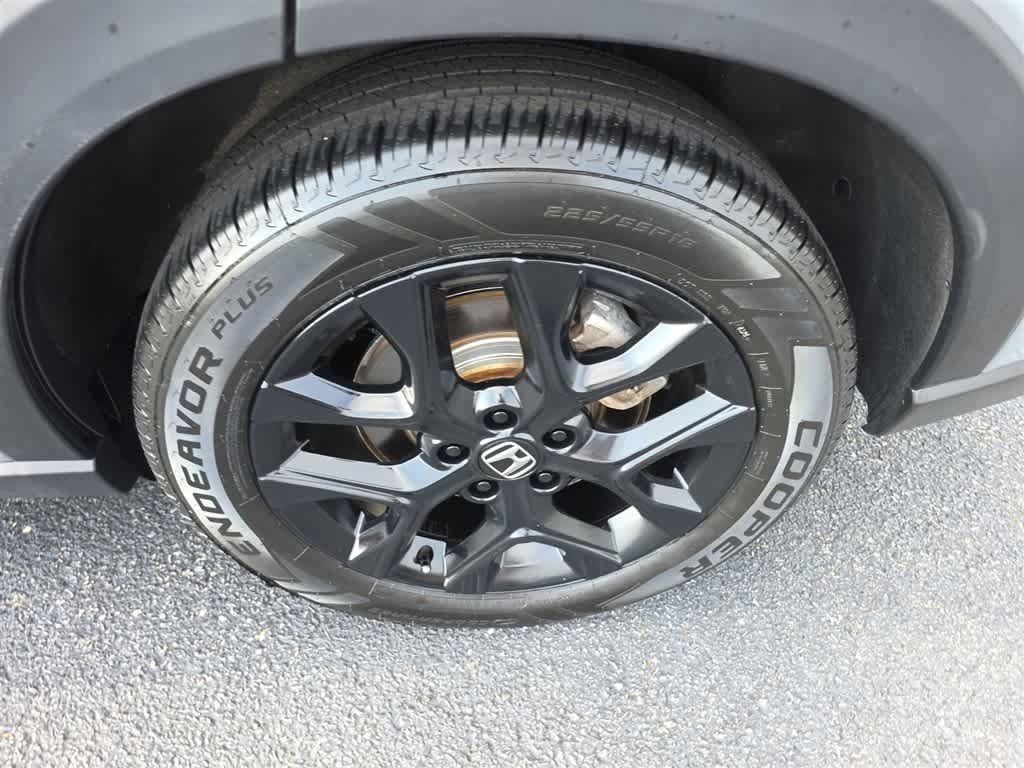 Certified 2025 Honda HR-V Sport image 27