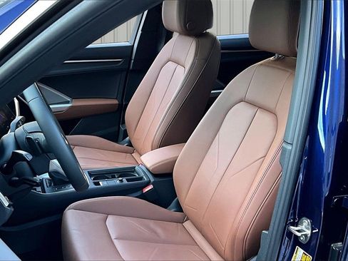 Used 2025 Audi Q3 2.0T Premium w/ Convenience Package image 21