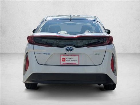 Certified 2022 Toyota Prius Prime XLE FWD image 6