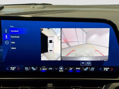 New 2025 Chevrolet Equinox EV RS image 14