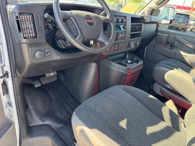 Used 2025 GMC Savana 2500 w/ Driver Convenience Package RWD image 21