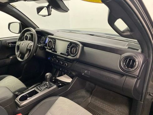 Used 2023 Toyota Tacoma TRD Off-Road AWD/4WD image 24