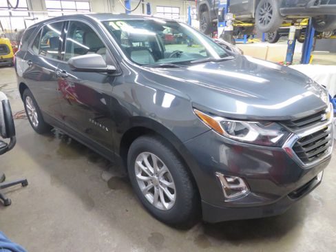 Used 2019 Chevrolet Equinox LS image 1