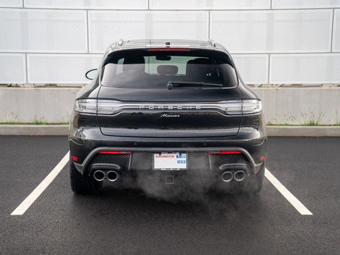 Used 2025 Porsche Macan image 7