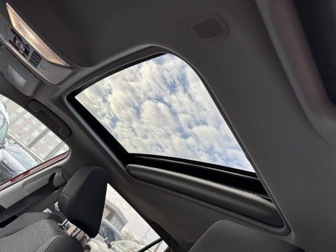 Used 2024 Toyota RAV4 XLE image 7