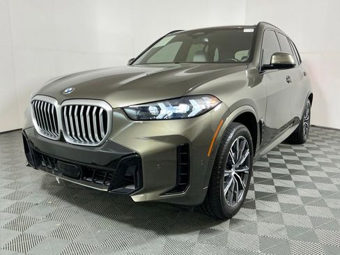 Certified 2024 BMW X5 sDrive40i w/ M Sport Package RWD image 2