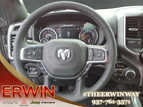 New 2026 RAM 1500 Big Horn AWD/4WD image 10