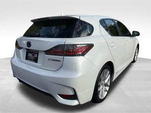 Used 2014 Lexus CT 200h image 6