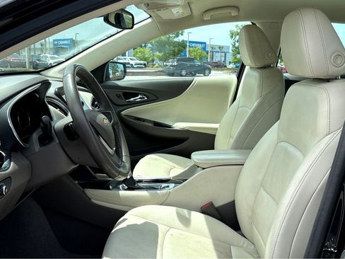 Used 2024 Chevrolet Malibu LT FWD image 14