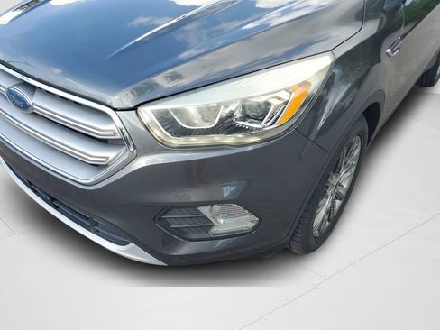 Used 2017 Ford Escape Titanium FWD image 9