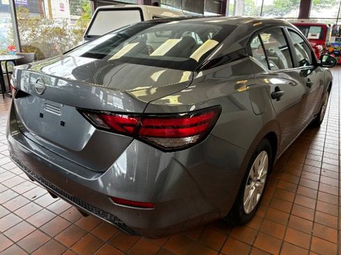 Used 2024 Nissan Sentra S FWD image 20