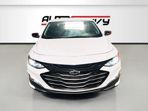Used 2023 Chevrolet Malibu LT w/ Redline Edition FWD image 2