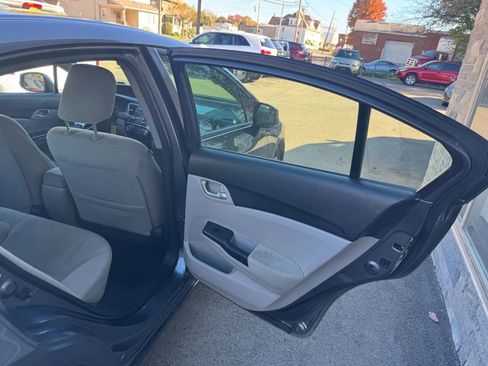 Used 2013 Honda Civic LX image 19