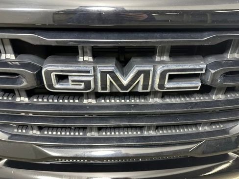 Used 2022 GMC Canyon Elevation image 9
