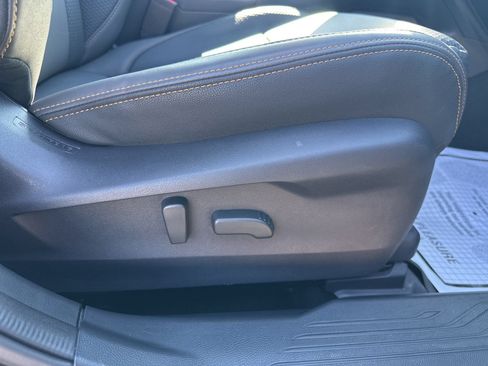 Used 2025 Subaru Outback Wilderness AWD/4WD image 39