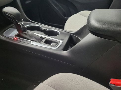 Used 2024 Chevrolet Equinox LS FWD image 26