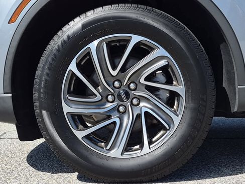 Used 2020 Lincoln Aviator Standard w/ Elements Package image 6