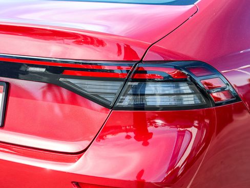 Certified 2023 Honda Accord LX image 25