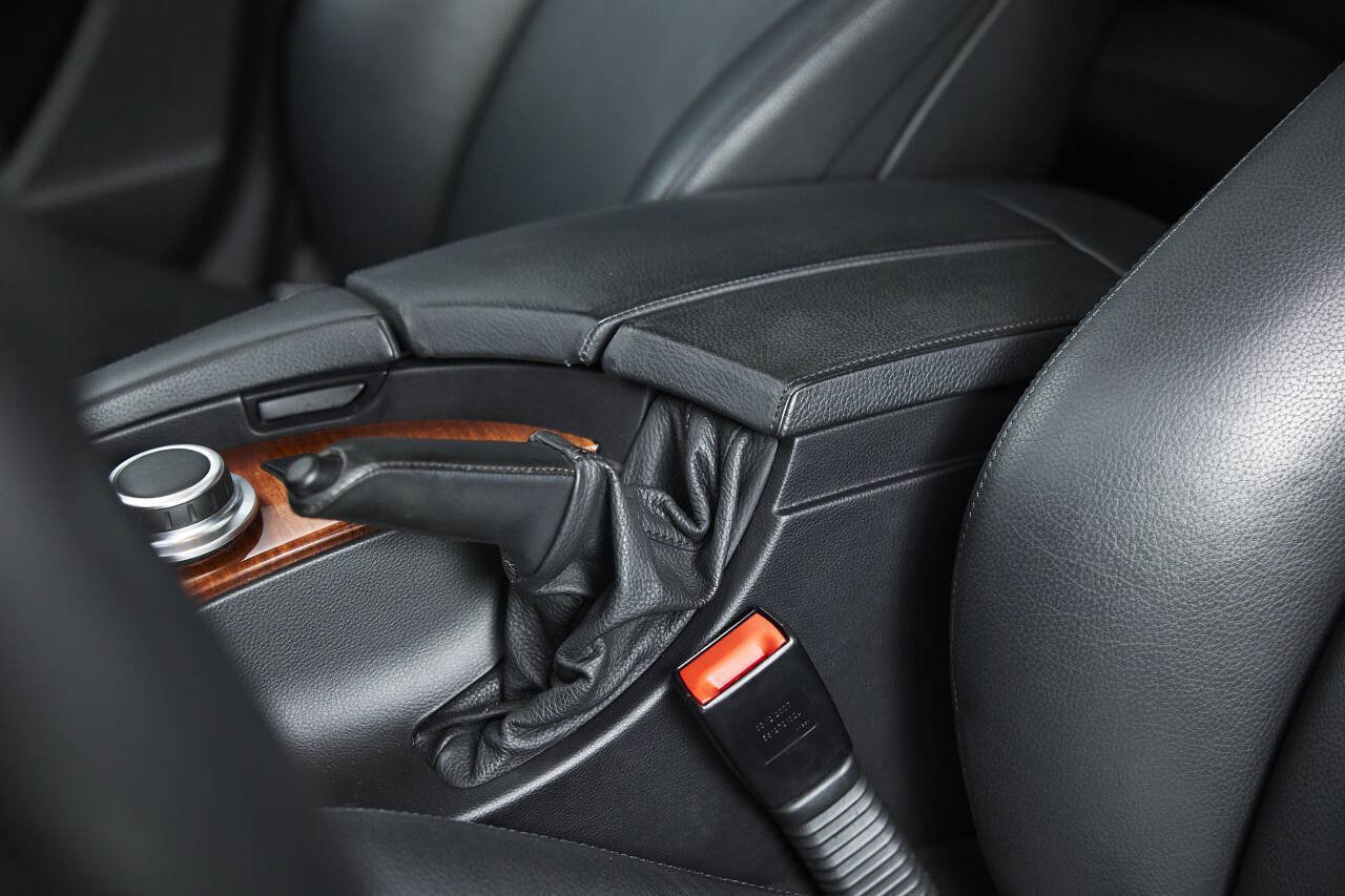 Used 2008 BMW M5 RWD image 82
