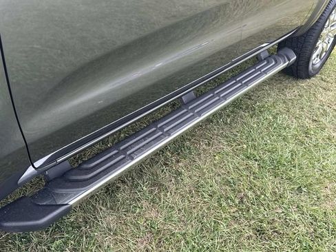 Used 2020 Ford Ranger Lariat w/ Equipment Group 501A Mid image 17