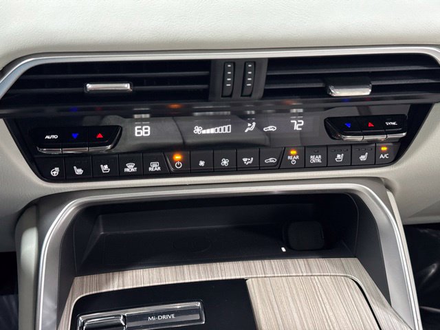 Used 2024 MAZDA CX-90 Plug-In Hybrid w/ Premium Plus AWD/4WD image 21