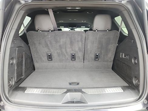 Used 2024 Chevrolet Tahoe Premier image 11