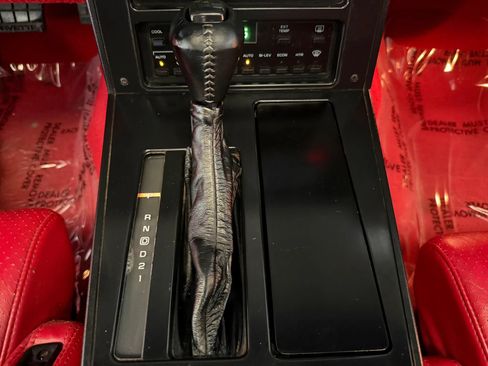 Used 1988 Chevrolet Corvette Convertible RWD image 20