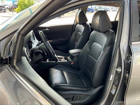 Used 2019 Kia Sportage SX image 7