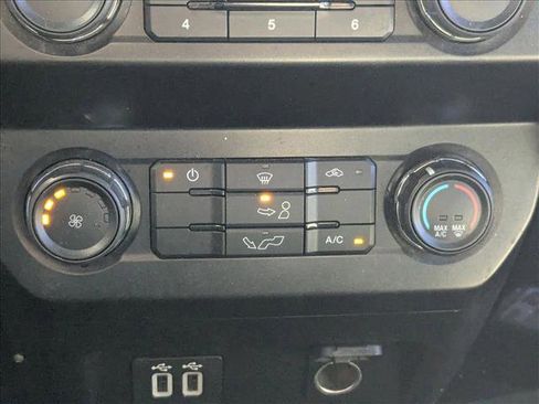 Used 2019 Ford F150 XLT image 19