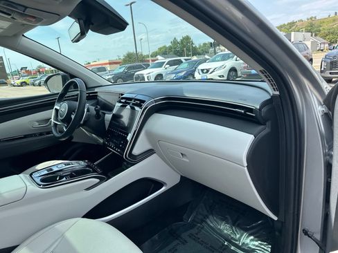 Used 2023 Hyundai Tucson Limited AWD/4WD image 35