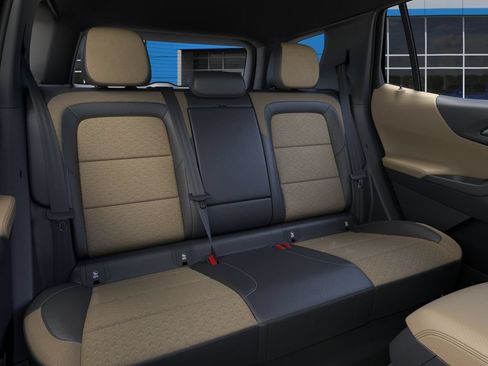 New 2027 Chevrolet Equinox ACTIV w/ Safety and Technology Package AWD/4WD image 19