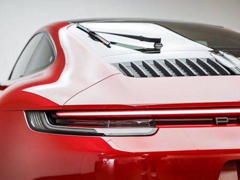 Used 2024 Porsche 911 Carrera 4 GTS image 9