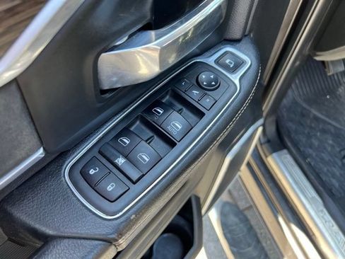 Used 2019 RAM 2500 Laramie AWD/4WD image 19